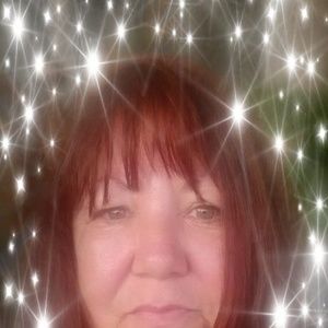 Meet your Posher, Leanne